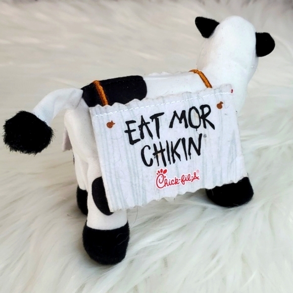 Chick-fil-A Mini Plush Cow Heifer Stuffed Animal Eat Mor Chikin Sign Toy 4.5" - Picture 6 of 14